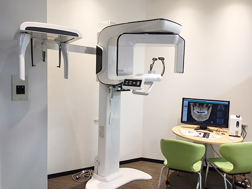 今年５月、大阪に開設した歯愛メディカルのショールーム。高額商品を体感できる。